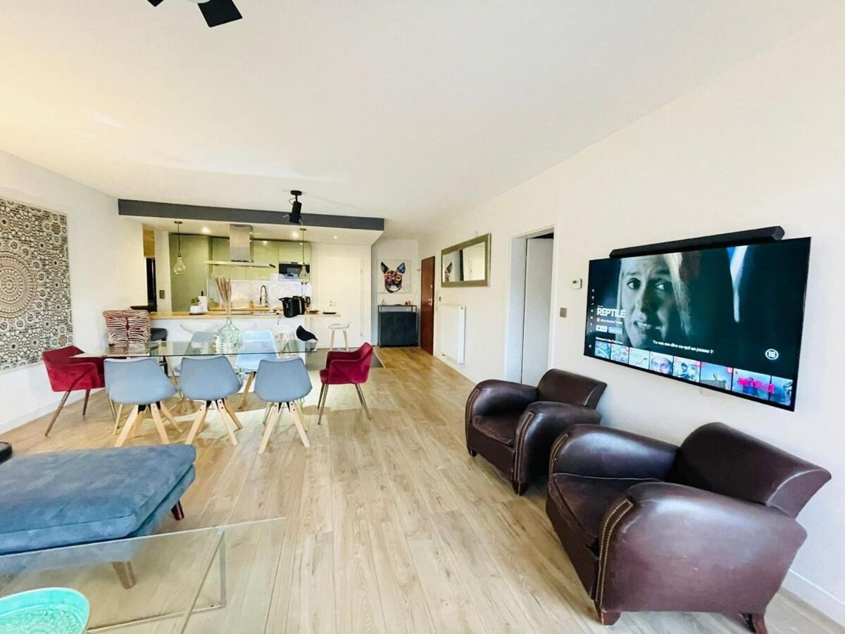 Lovely 2 Bedroom Flat With Balcony And Parking Apartment Luxembourg