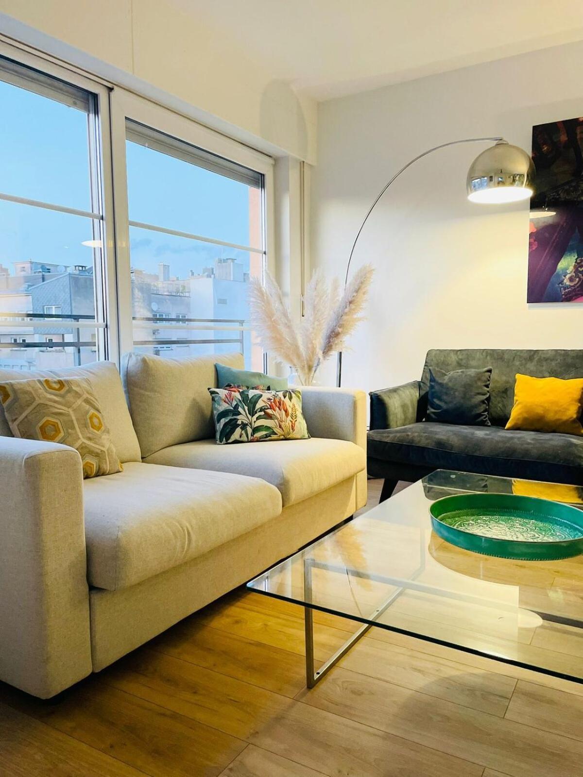 Lovely 2 Bedroom Flat With Balcony And Parking * Luxembourg
